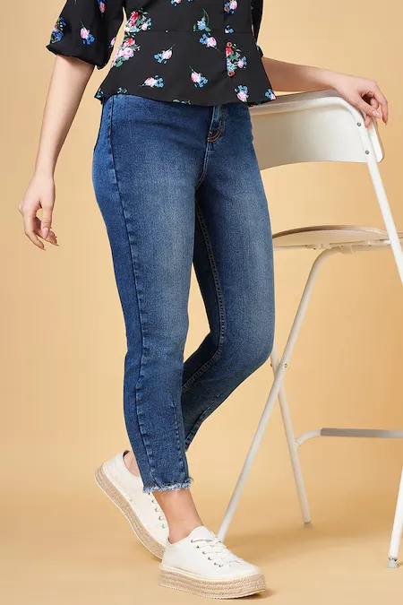 Medium Blue Solid Ankle Length Mid Rise Casual Women Loose Fit Jeans